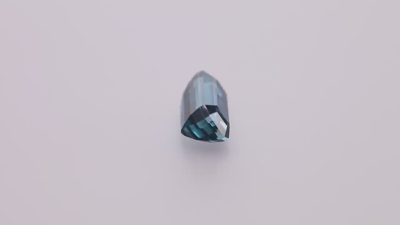 Blue Zircon 10.54 ct